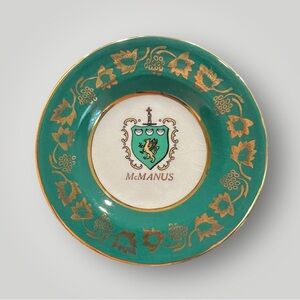 McManus Family Arklow Pottery Dublin Ireland Collectible Green Plate Preowned